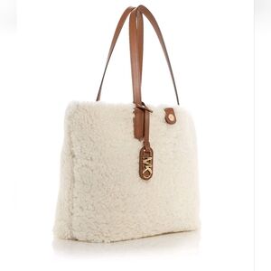 💥RARE!!!!NWT Michael Kors Eliza XL East/West Reversible Leather&Shearling Tote